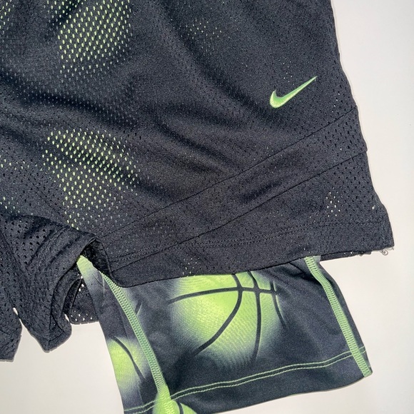 Ja Morant Men’s Dri-FIT 2-in-1 Basketball Shorts. - Picture 7 of 11